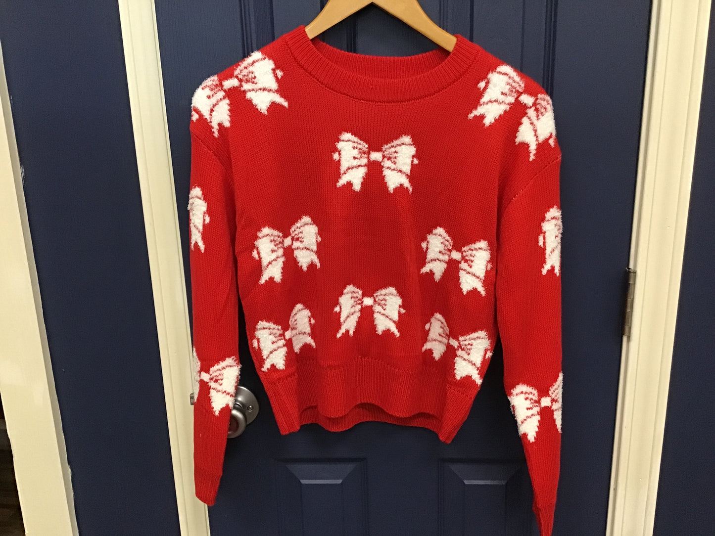 Long Sleeve Red White Bow Sweater