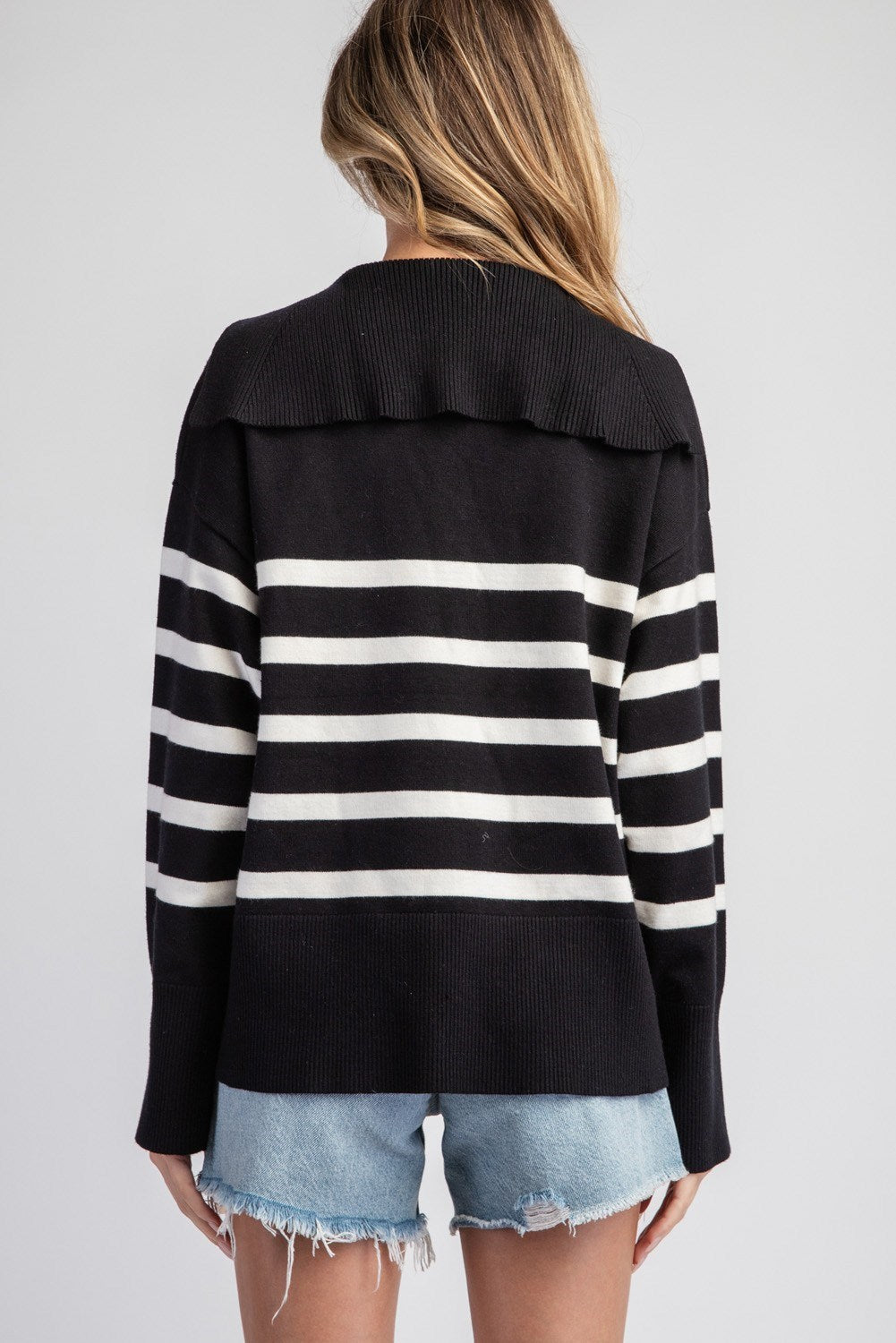 Black Stripe Long Sleeve Sweaterg